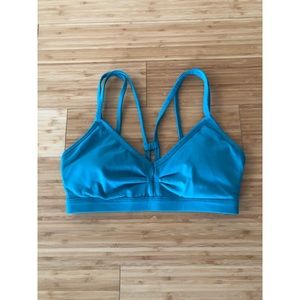 Fabletics sports bra